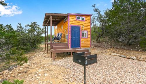 One-Bedroom Holiday Home