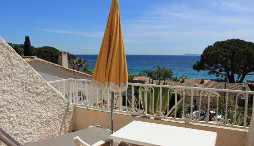 Double Room with Sea View - First Floor