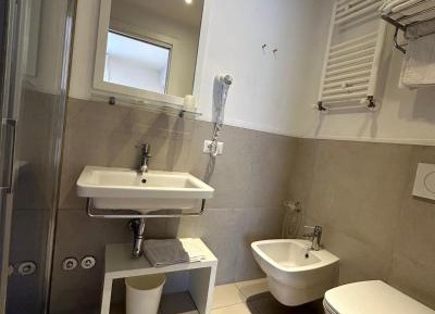 Queen Suite