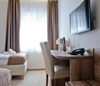 Economy Twin Room