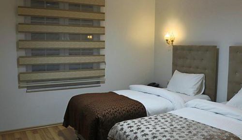 Basic Triple Room