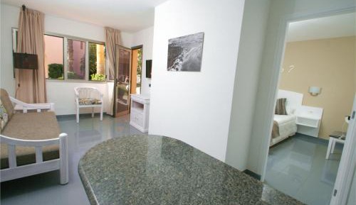 Superior Apartment (3 Adults)