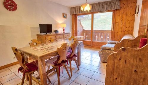 Apartment (6 Adults)