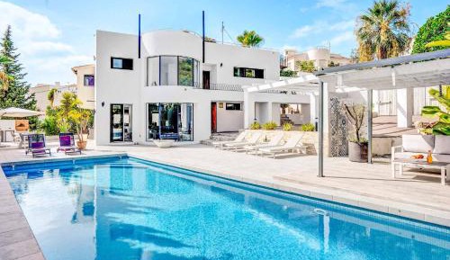 Five-Bedroom Villa