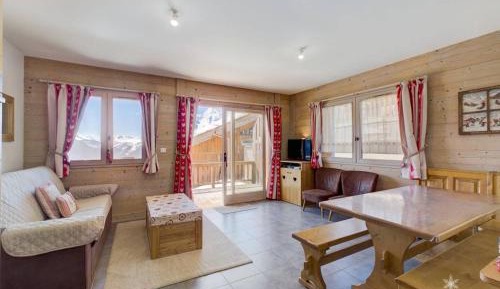 Apartment (4 Adults)
