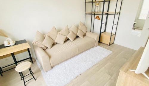 Studio Apartment