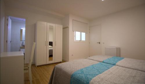 Double or Twin Room with Private Bathroom