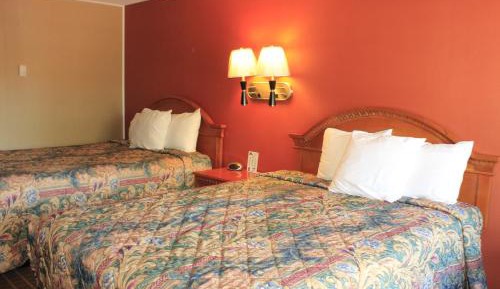 Queen Room with Two Queen Beds - Non-Smoking