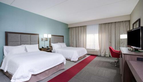 Room with Two Queen Beds - Non-Smoking