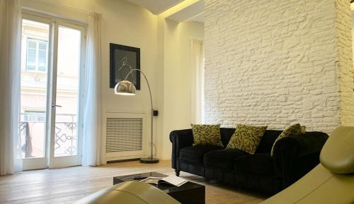 Four-Bedroom Deluxe Apartment