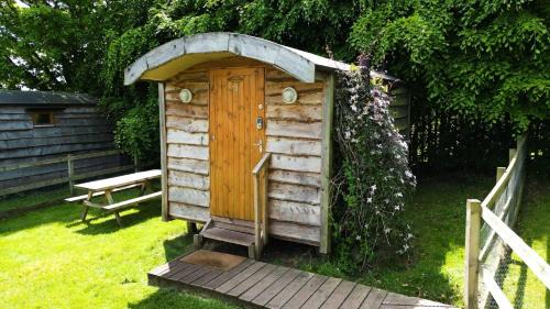 Lorton Vale Camping Pod