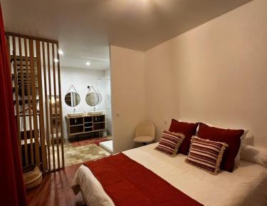 Queen Room with Garden View