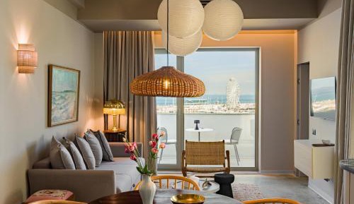 Deluxe Apartment