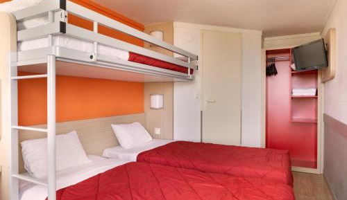 Triple Room (2 Single Beds + 1 Bunk Bed)    
