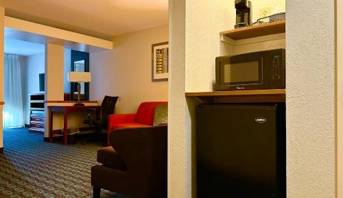 Large Queen Suite with Two Queen Beds and Sofa Bed - Mobility and Hearing Accessible with Transfer Shower