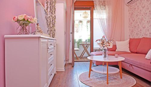 Studio with Balcony