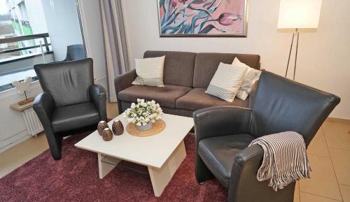 One-Bedroom Apartment with Balcony
