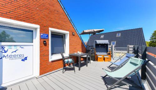 Apartment with Garden View