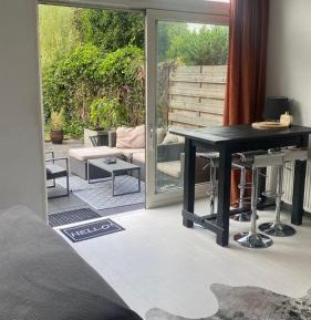 Apartment with Garden