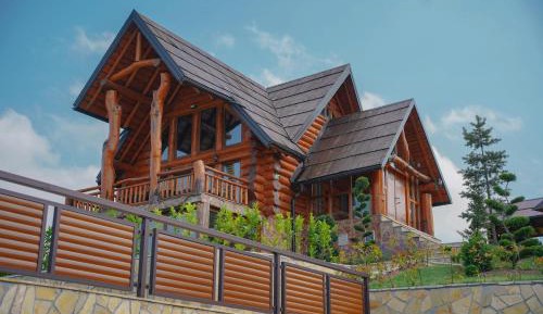 Superior Bungalow