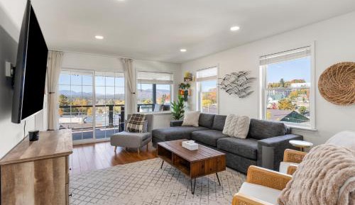 Apartment - Split Level