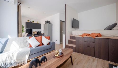 Superior Apartment