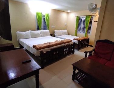 Triple Room with Garden View