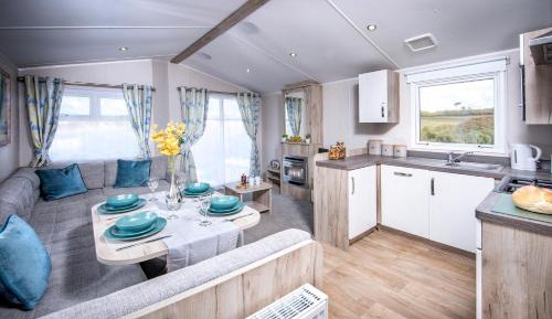 2 Bedroom Gold Caravan
