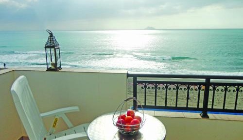 Family Apartment with Sea View
