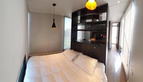 One-Bedroom House