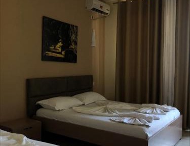 Basic Triple Room