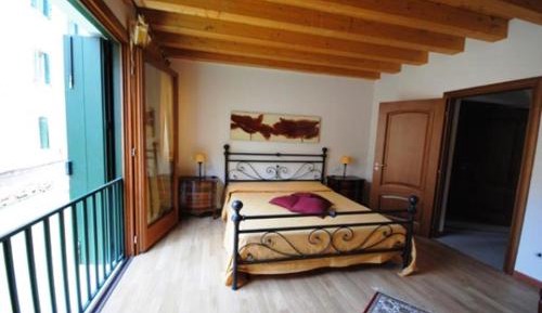 One-Bedroom Apartment (2 Adults)