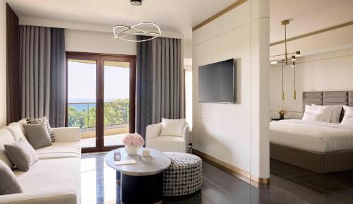 Orion Suite One Bedroom Sea View
