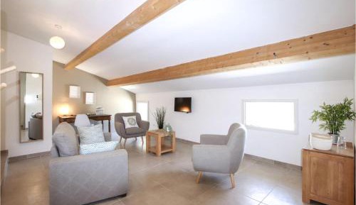 Two-Bedroom Holiday Home