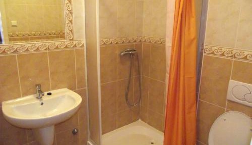 Apartment (4 Adults)