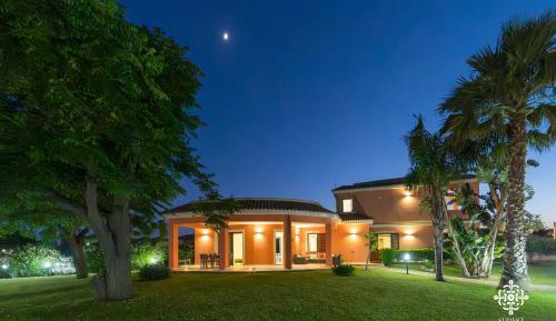 Deluxe Villa