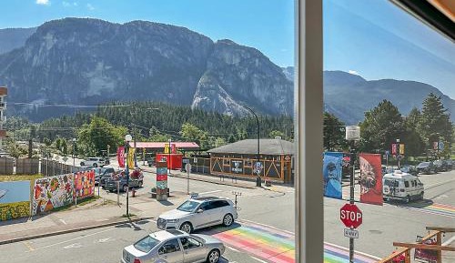 King Room with Mountain View