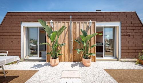 Apartment with Terrace