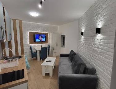 Standard Triple Studio