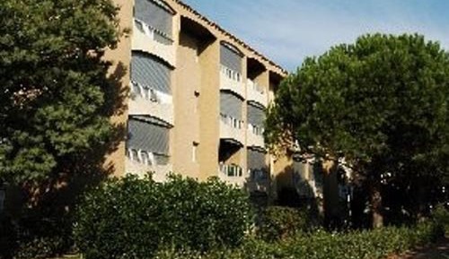 Apartment (4 Adults)