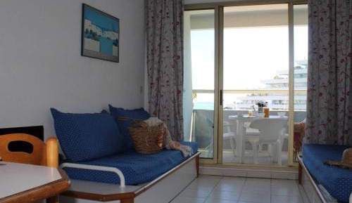 Apartment (4 Adults)
