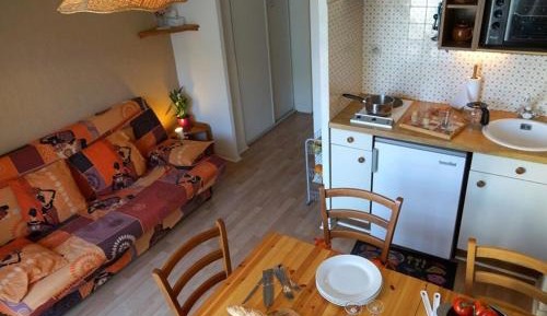 Apartment (4 Adults)
