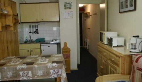 Apartment (4 Adults)