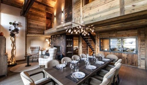Chalet (12 Adults)