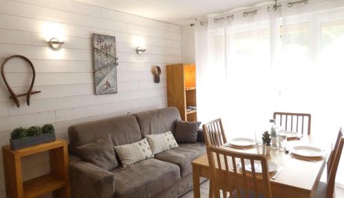 Apartment (4 Adults)