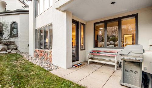 Two Bedroom Apartment 