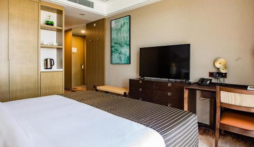 Standard King Room with Free Parking