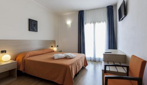 Standard Double or Twin Room with Sea View