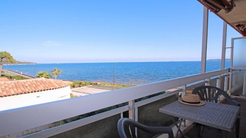 Studio with Sea View