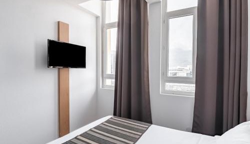 Apartment (4 Adults)